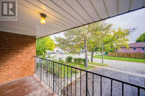 86 Tuscarora Drive, Toronto, Ontario  M2H 2K3 - Photo 19 - C12479665
