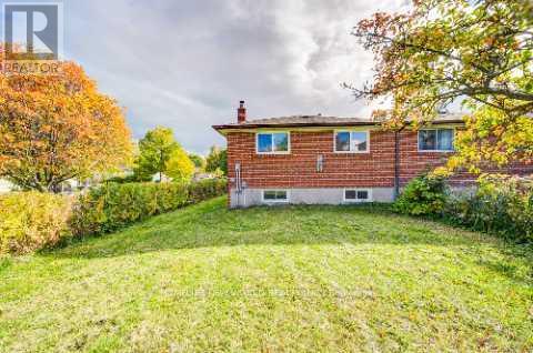 86 Tuscarora Drive, Toronto, Ontario  M2H 2K3 - Photo 48 - C12479665