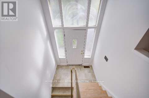 86 Tuscarora Drive, Toronto, Ontario  M2H 2K3 - Photo 5 - C12479665