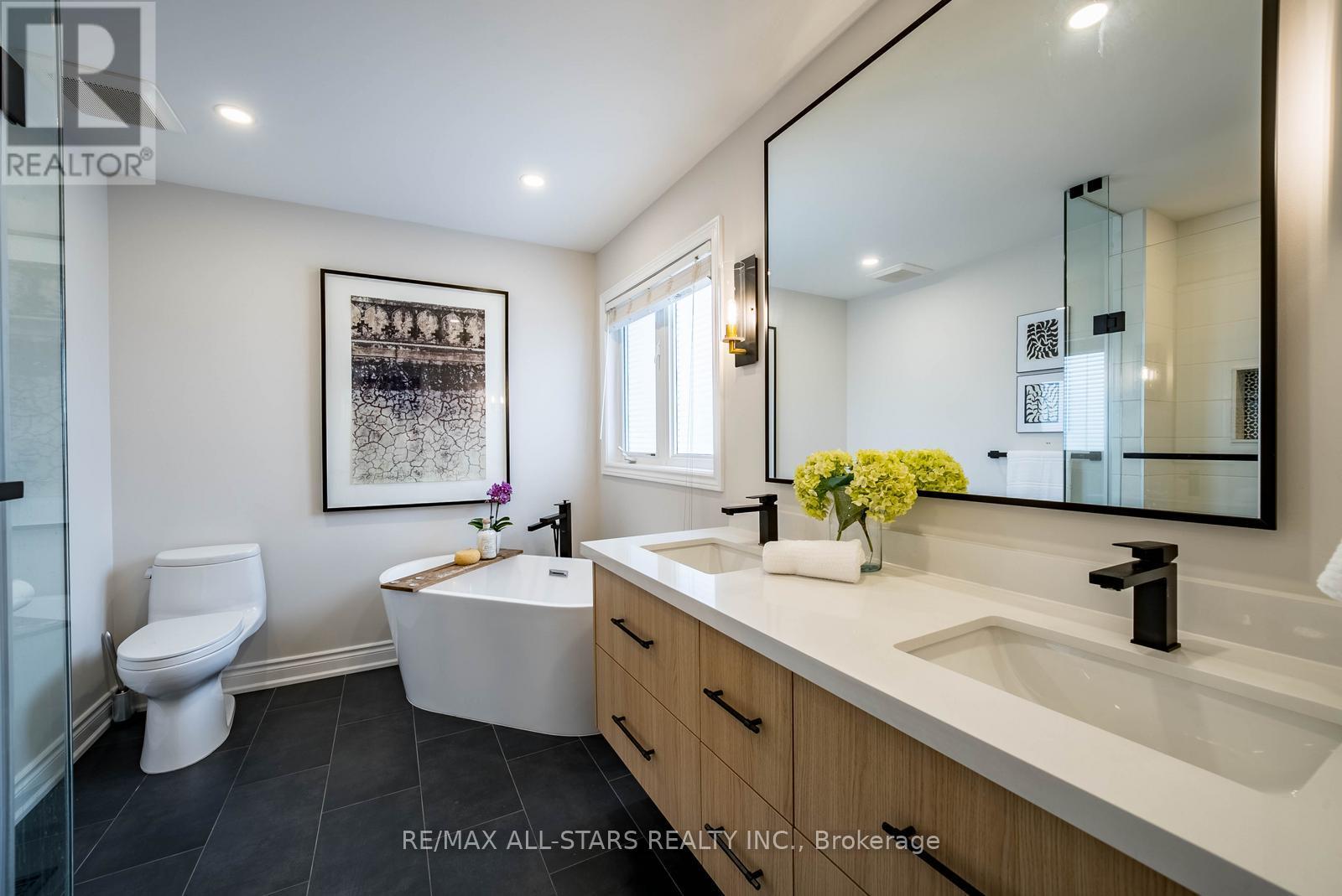 27 Horn Street, Whitchurch-Stouffville, Ontario  L4A 0X9 - Photo 21 - N12479734