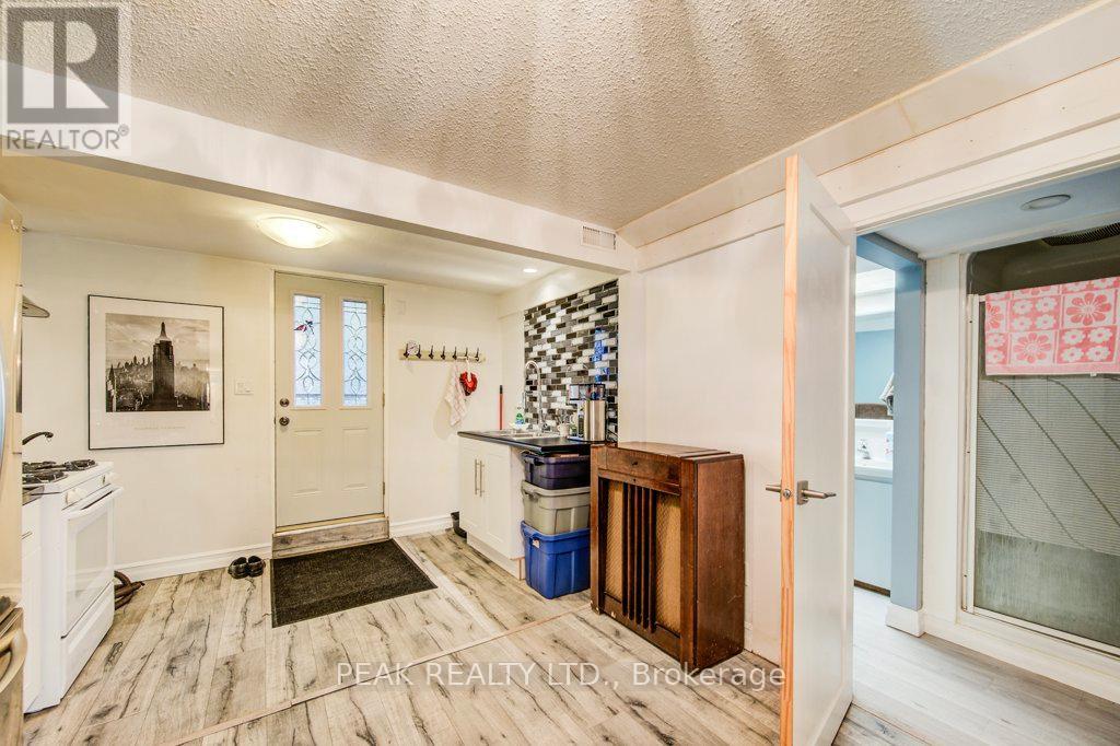 92 Brant Avenue, Guelph, Ontario  N1E 1G3 - Photo 33 - X12479713