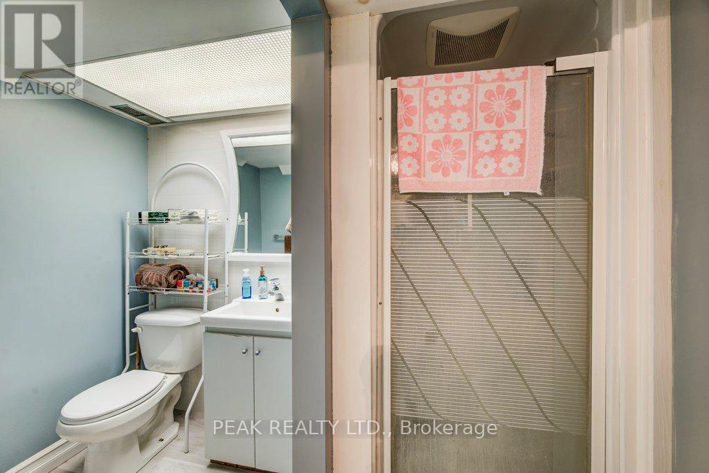 92 Brant Avenue, Guelph, Ontario  N1E 1G3 - Photo 38 - X12479713