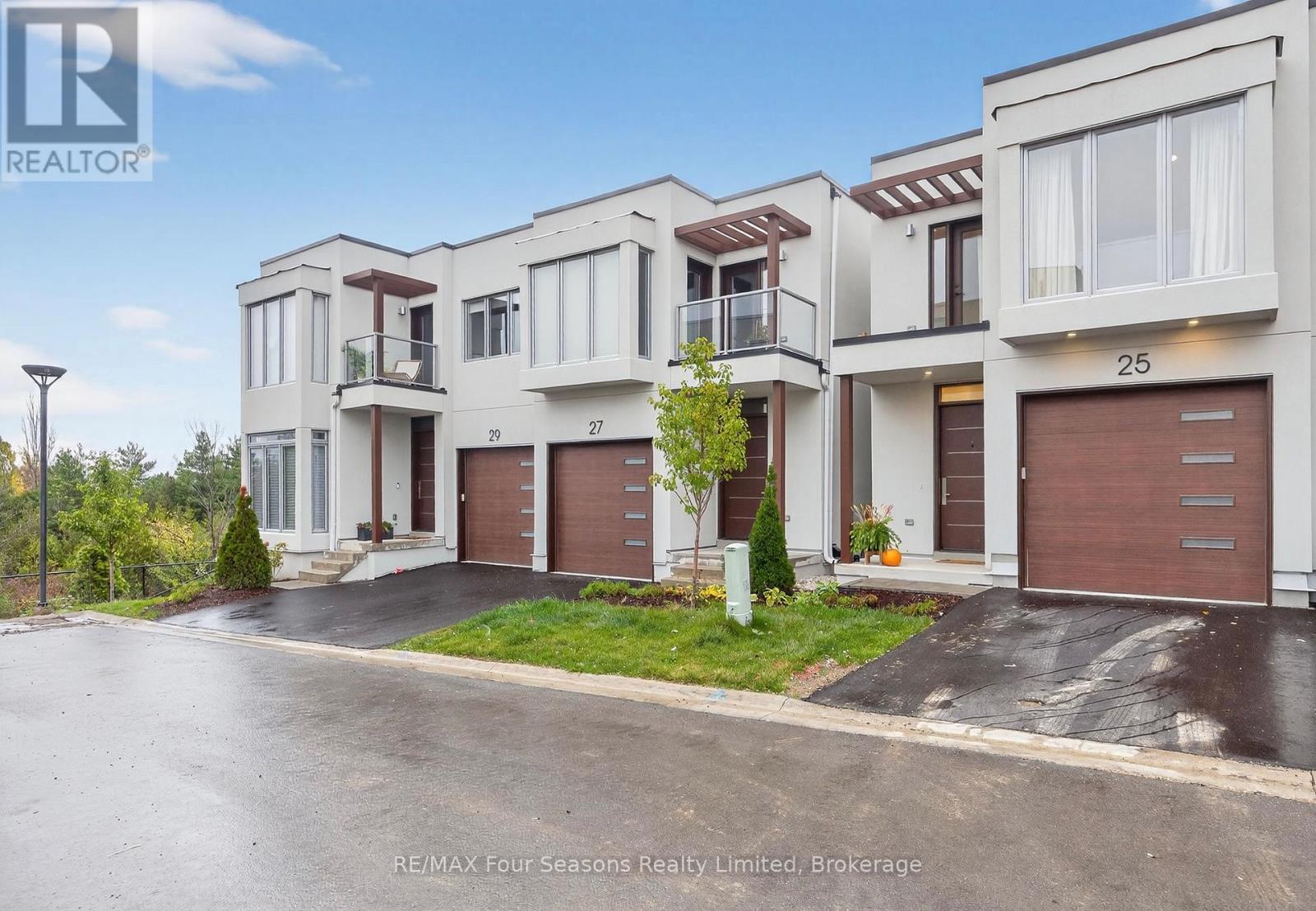 25 Waterview Lane, Blue Mountains, Ontario  N0H 2P0 - Photo 6 - X12479008