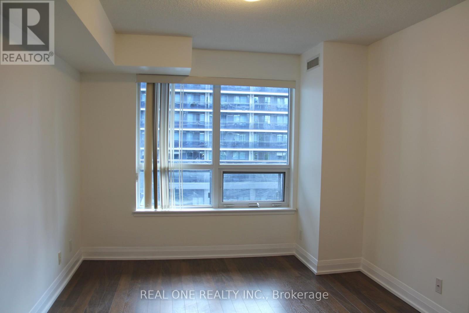 510 - 376 Highway 7 E, Richmond Hill, Ontario  L4B 0C7 - Photo 10 - N12401713