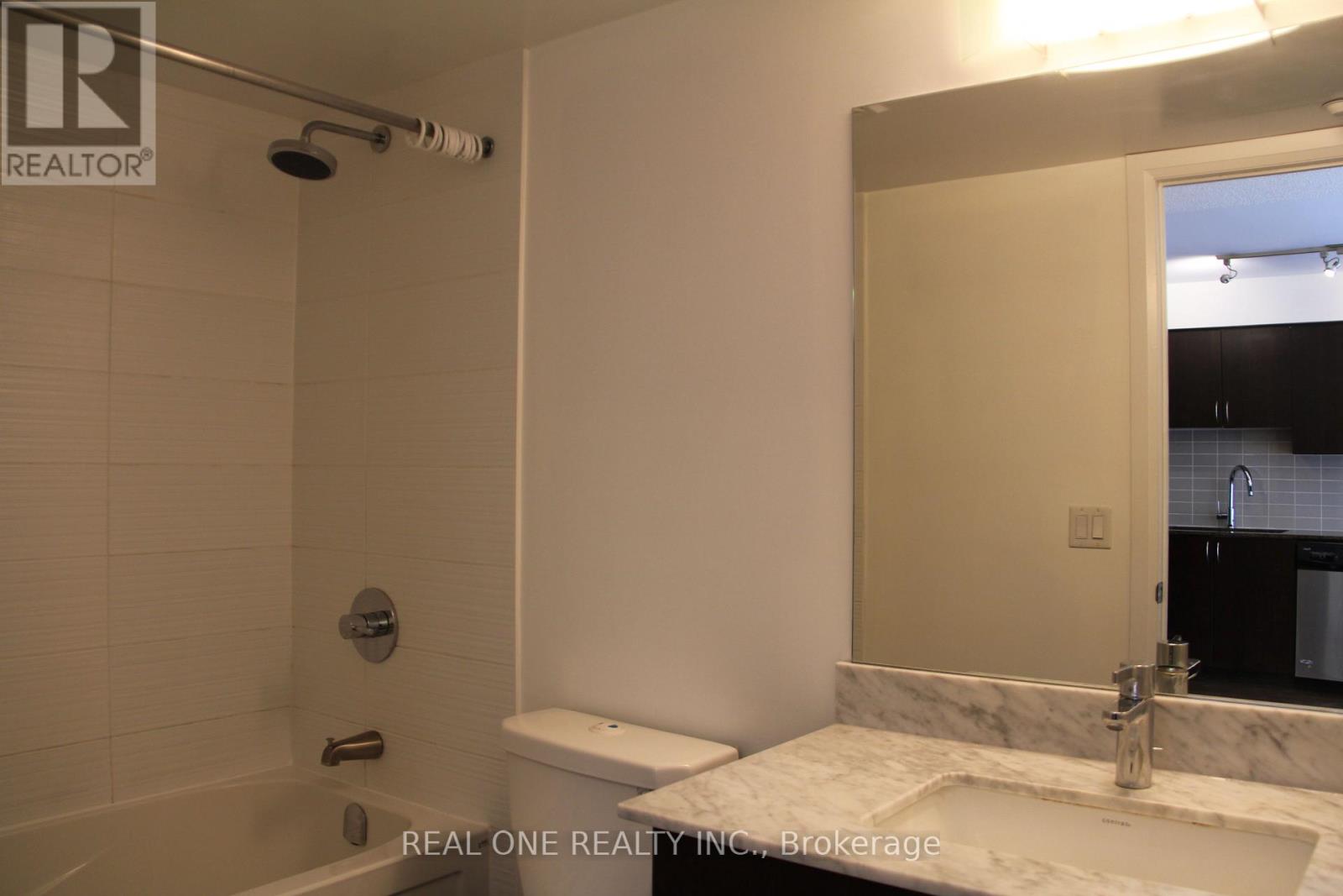 510 - 376 Highway 7 E, Richmond Hill, Ontario  L4B 0C7 - Photo 12 - N12401713
