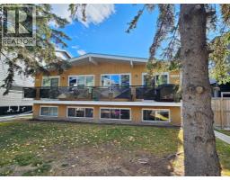 2137 / 2139 53 Avenue SW North Glenmore Park