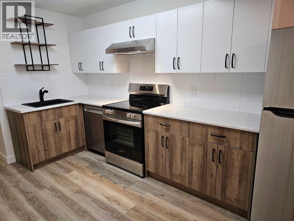 2137 / 2139 53 Avenue Sw, Calgary, Alberta  T3E 1K9 - Photo 4 - A2266302