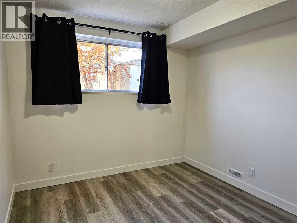 2137 / 2139 53 Avenue Sw, Calgary, Alberta  T3E 1K9 - Photo 6 - A2266302