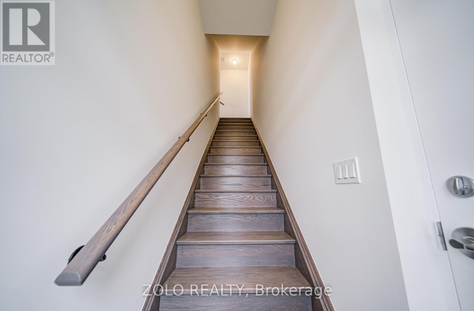 188 Petch Avenue, Caledon, Ontario  L7C 4P4 - Photo 6 - W12464673