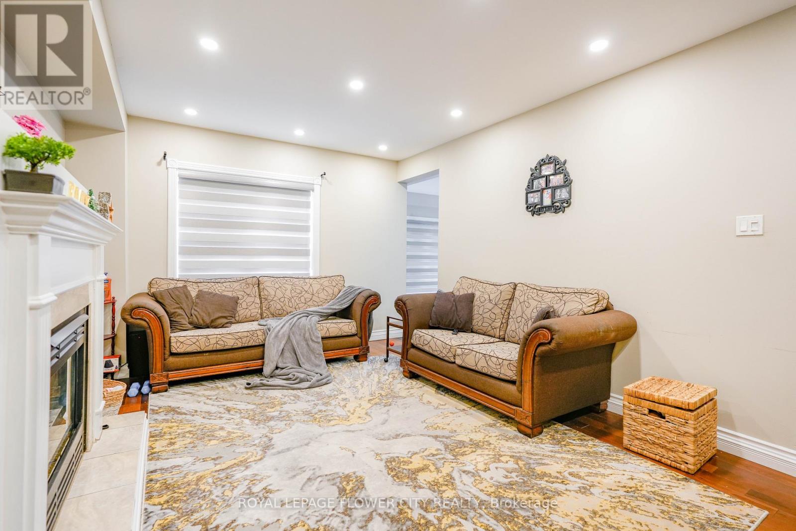 32 Courtsfield Crescent, Brampton, Ontario  L7A 2E2 - Photo 14 - W12476671