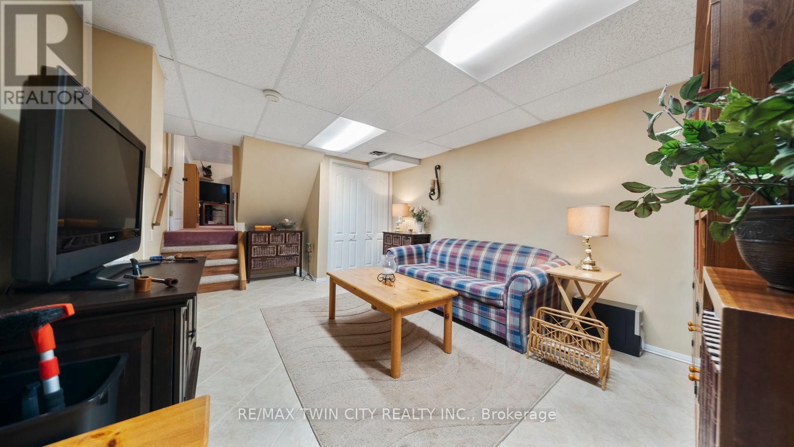 42 Palm Crescent, Brantford, Ontario  N3R 5G2 - Photo 30 - X12479744