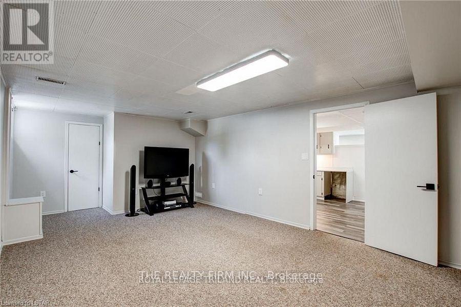 Lower - 130 Appel Street, London East, Ontario  N5Y 1R4 - Photo 10 - X12479759
