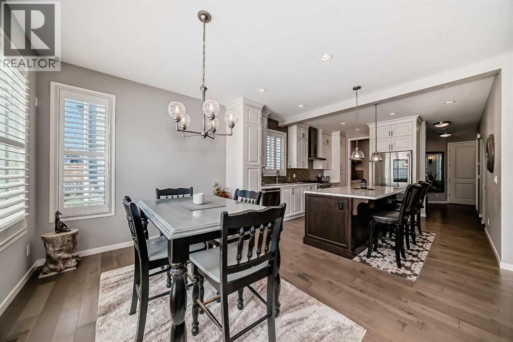226 West Grove Point Sw, Calgary, Alberta  T3H 1Y7 - Photo 9 - A2266460