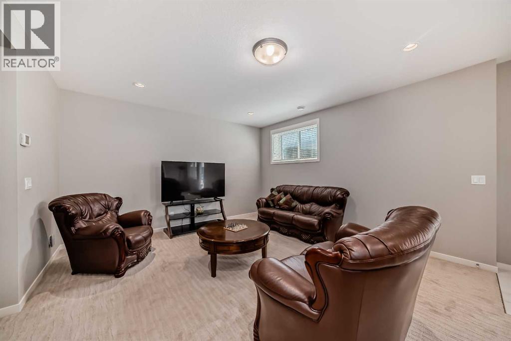 226 West Grove Point Sw, Calgary, Alberta  T3H 1Y7 - Photo 42 - A2266460