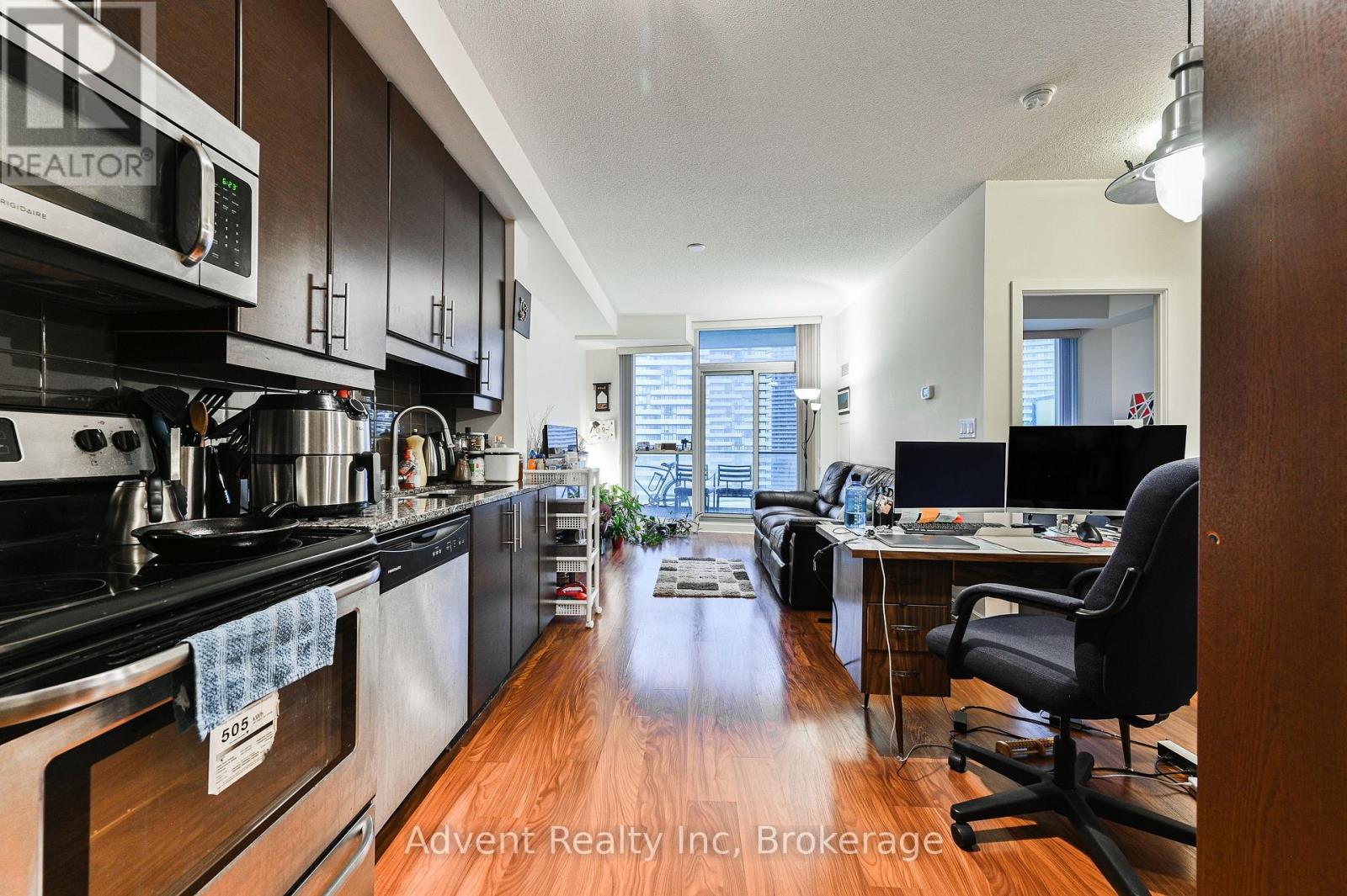 1902 - 33 Bay Street, Toronto, Ontario  M5J 2Z3 - Photo 3 - C12479766