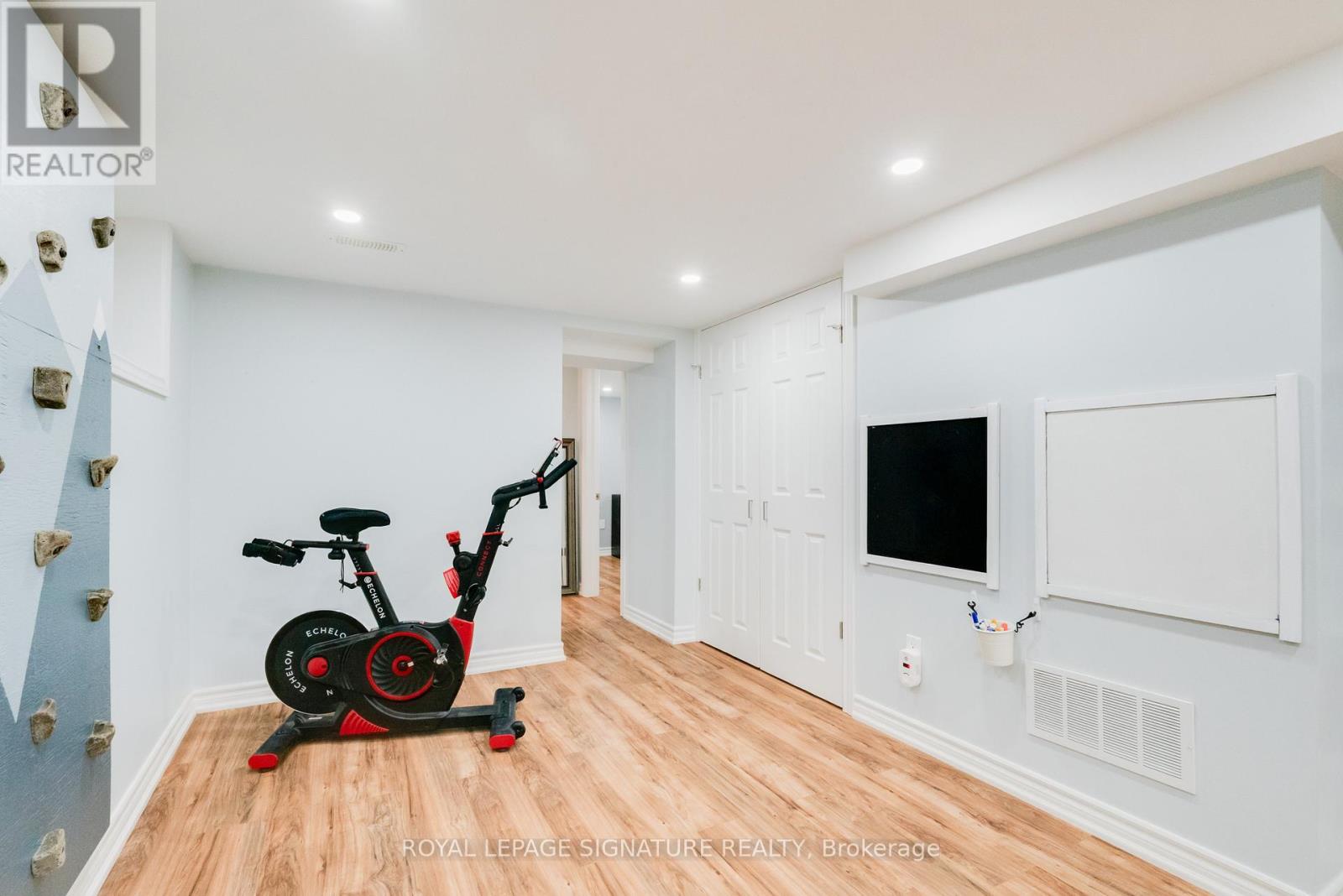 31 Castille Avenue, Toronto, Ontario  M1R 2C2 - Photo 23 - E12479758