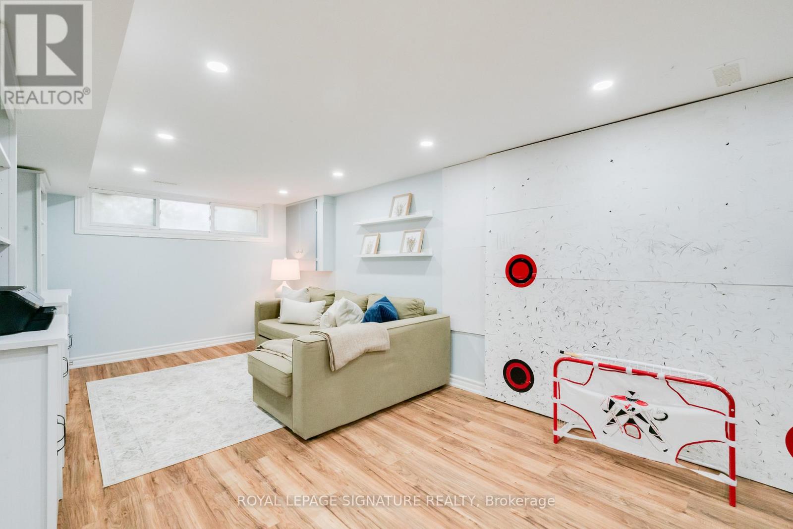 31 Castille Avenue, Toronto, Ontario  M1R 2C2 - Photo 24 - E12479758