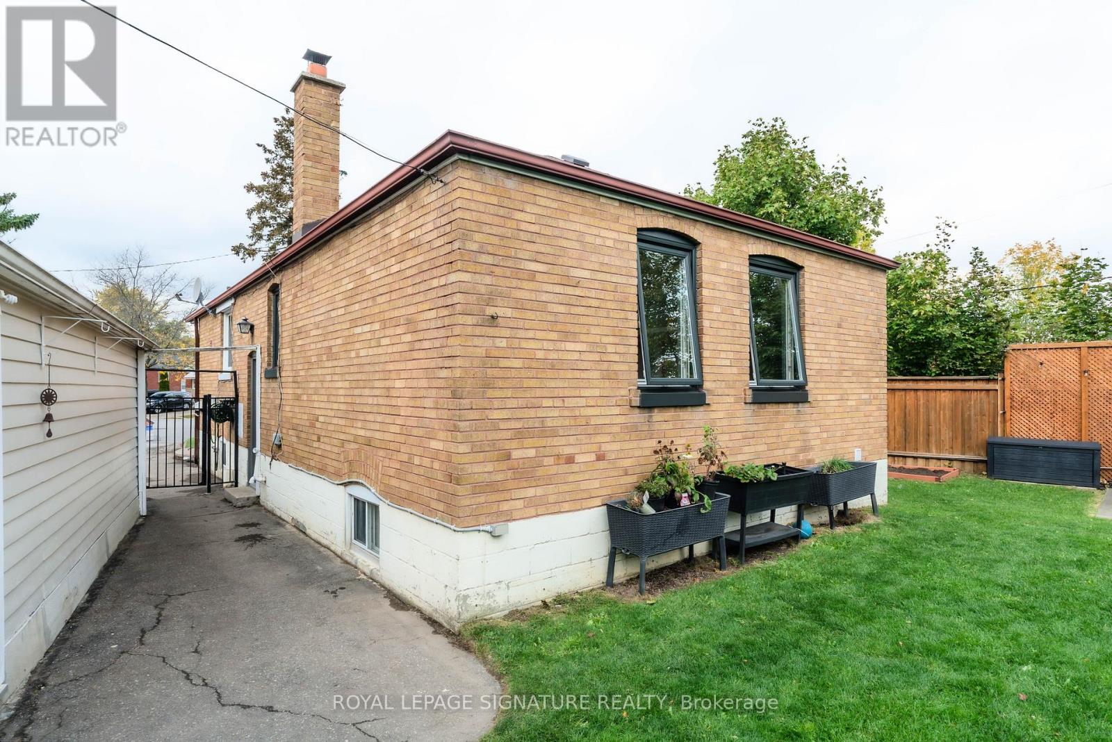 31 Castille Avenue, Toronto, Ontario  M1R 2C2 - Photo 34 - E12479758