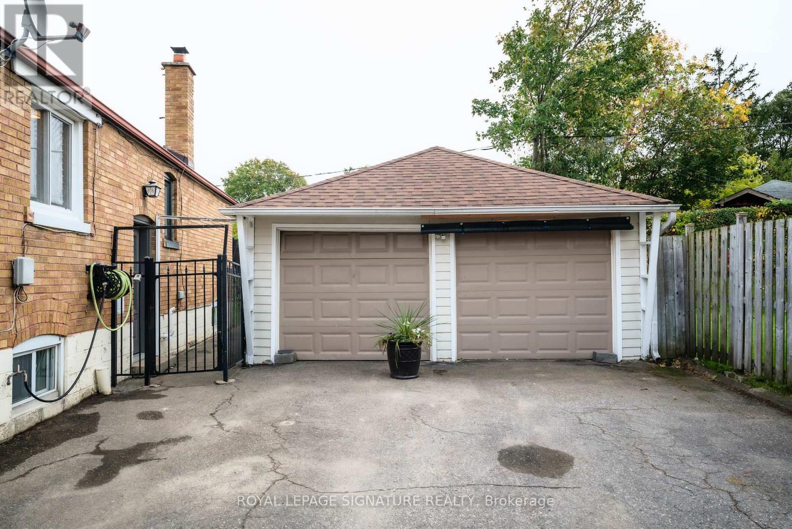 31 Castille Avenue, Toronto, Ontario  M1R 2C2 - Photo 43 - E12479758