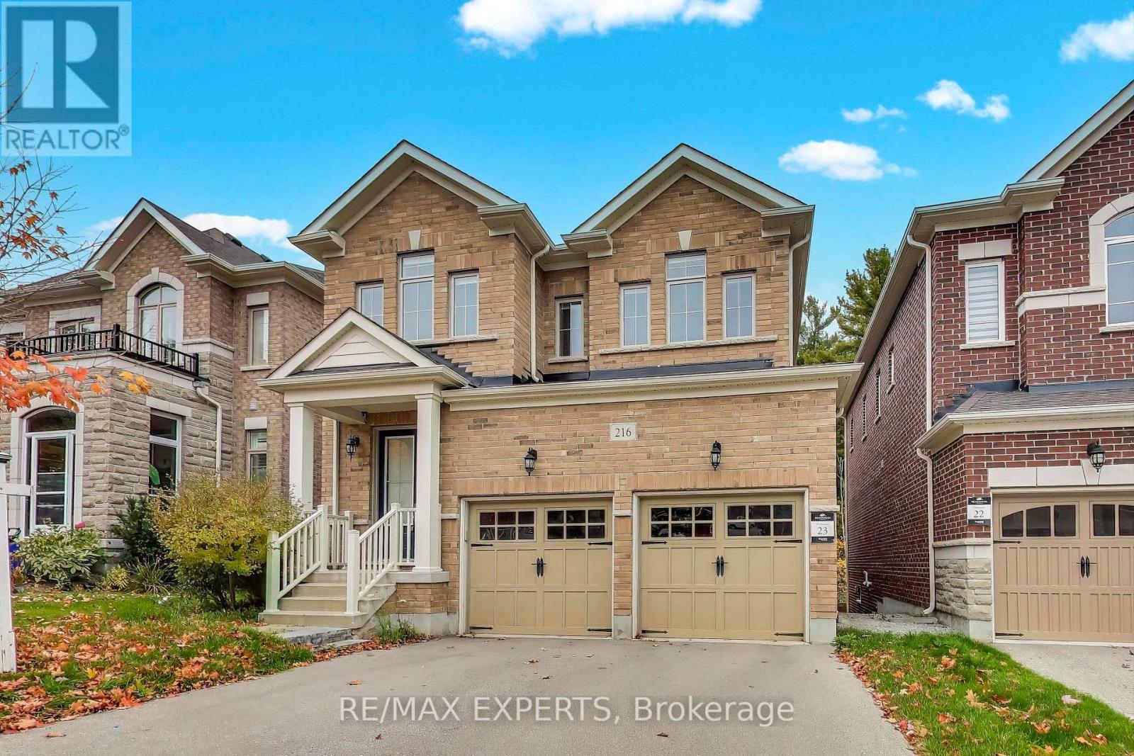 216 BUTTERNUT RIDGE TRAIL, Aurora, Ontario
