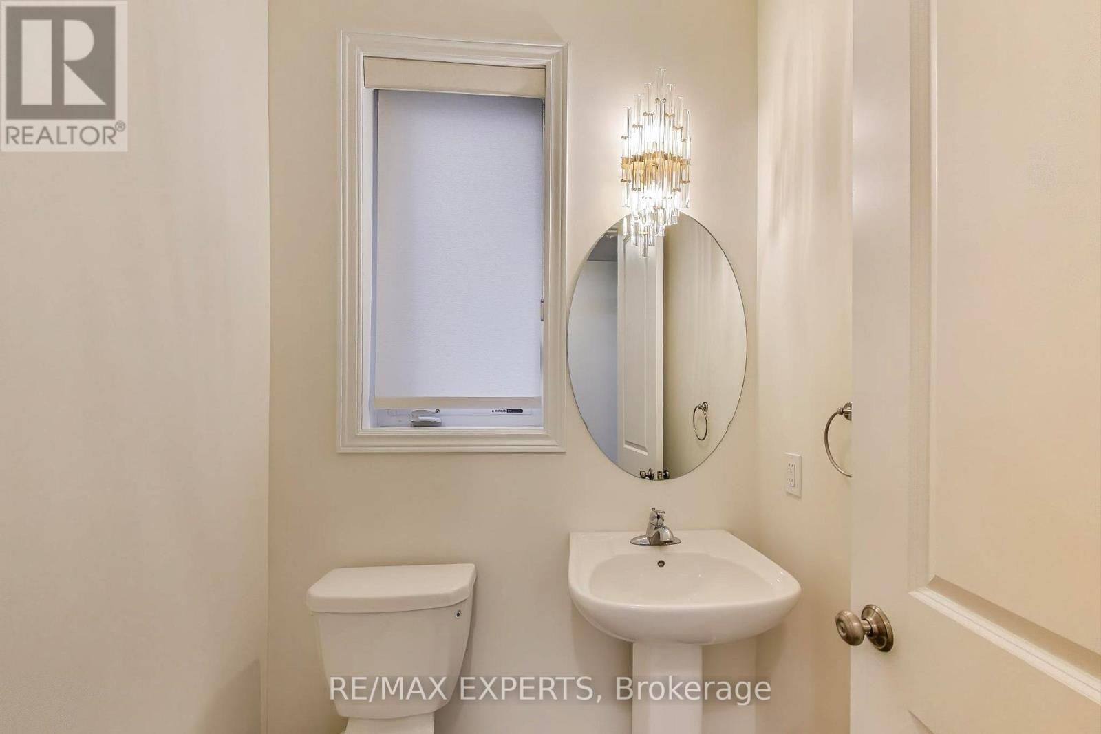 216 Butternut Ridge Trail, Aurora, Ontario  L4G 3P1 - Photo 18 - N12479757
