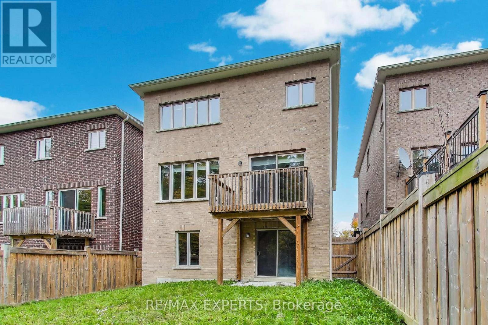 216 Butternut Ridge Trail, Aurora, Ontario  L4G 3P1 - Photo 43 - N12479757