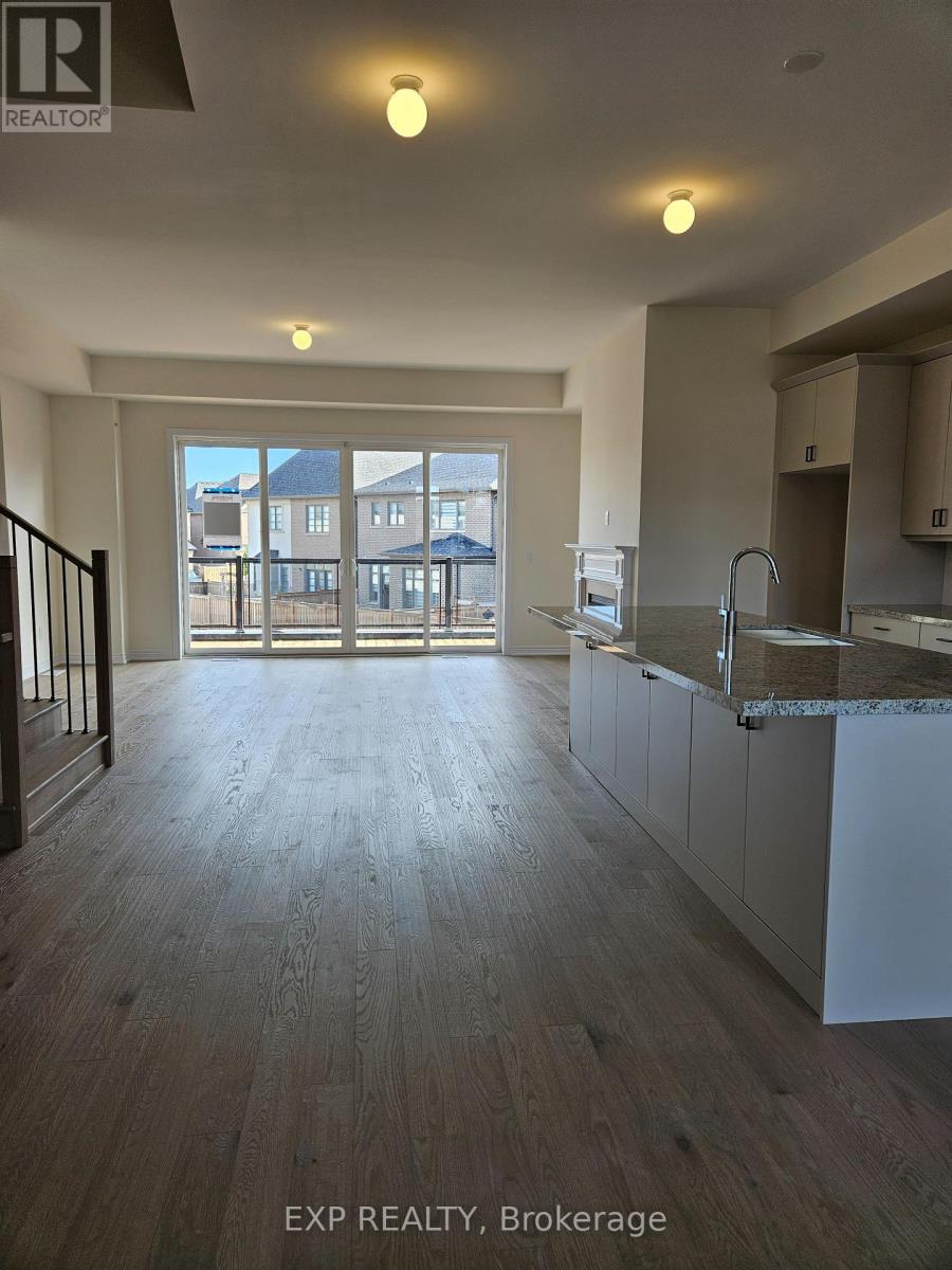 18 A - 3185 Sixth Line Lane, Oakville, Ontario  L6H 0V7 - Photo 3 - W12479762