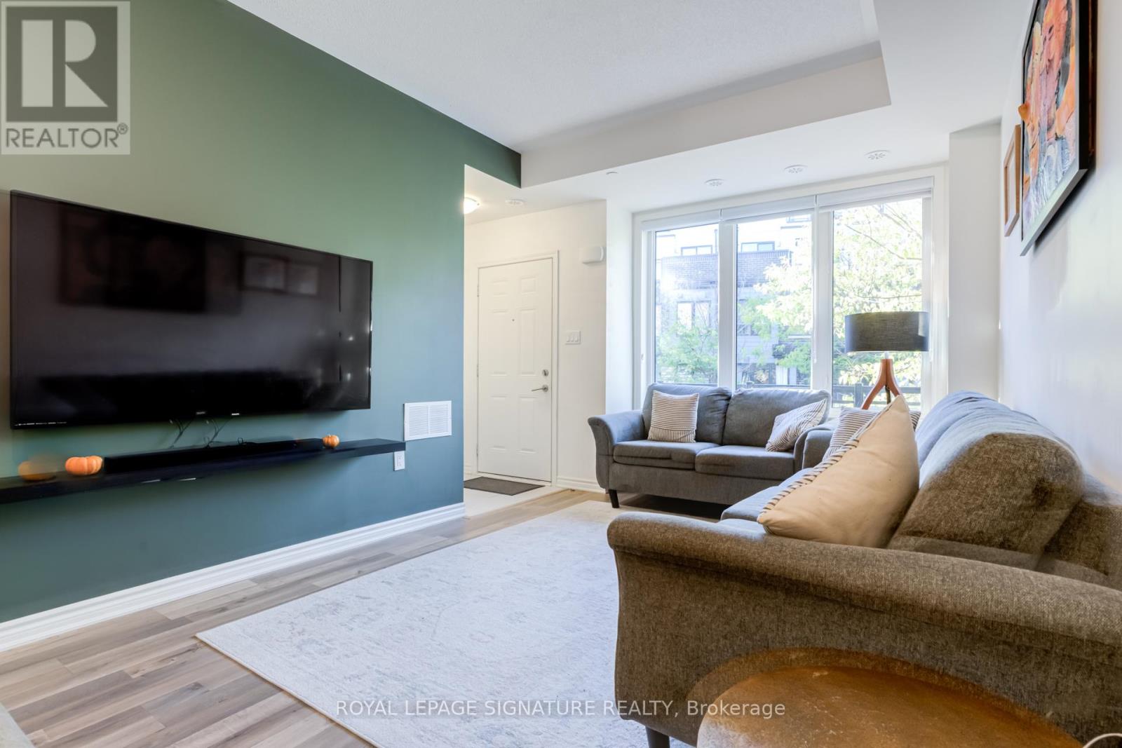 3 - 1155 Stroud Lane, Mississauga, Ontario  L5J 0B3 - Photo 3 - W12479767