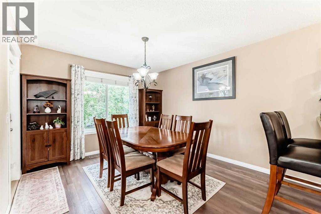 66 Cougar Ridge Circle Sw, Calgary, Alberta  T3H 5C8 - Photo 9 - A2259579