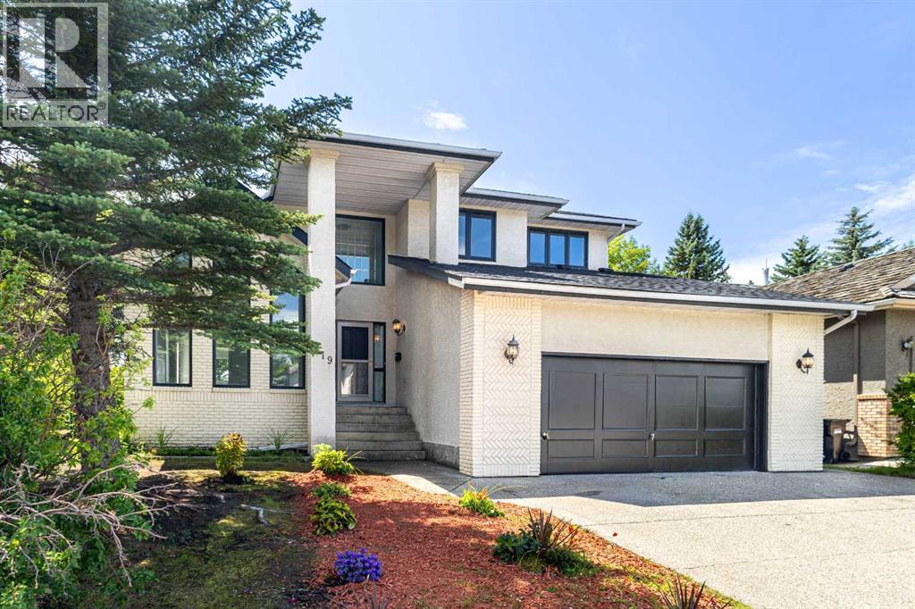 919 Shawnee Drive Sw, Calgary, Alberta  T2Y 2G8 - Photo 2 - A2248062