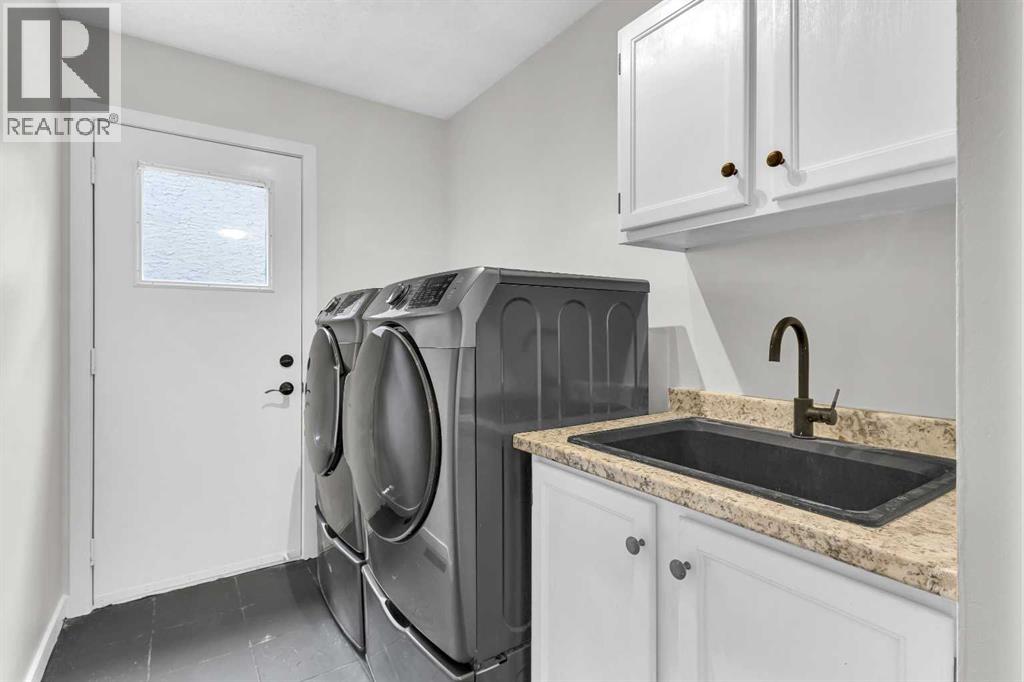 919 Shawnee Drive Sw, Calgary, Alberta  T2Y 2G8 - Photo 19 - A2248062