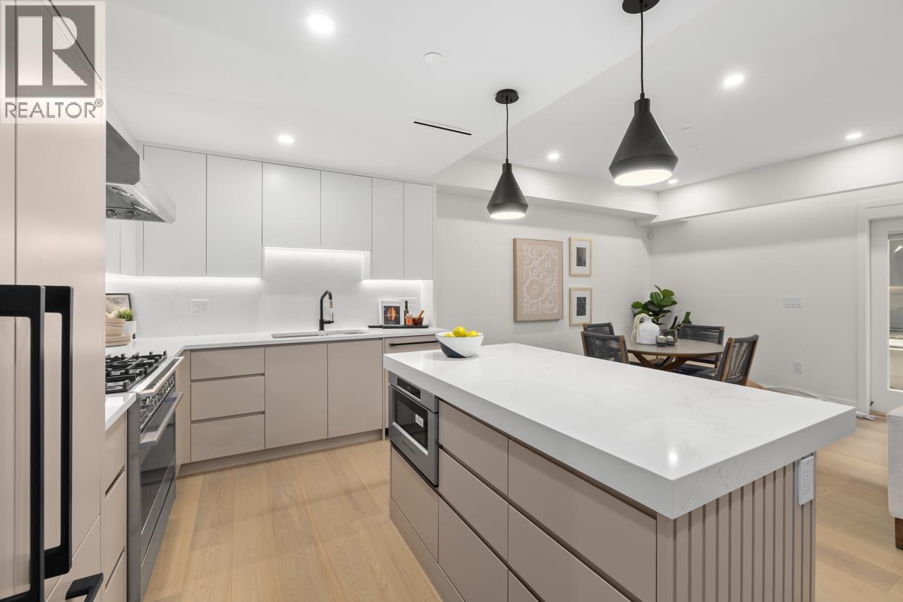 2452 W 49th Avenue, Vancouver, British Columbia  V6M 2V3 - Photo 12 - R3056079