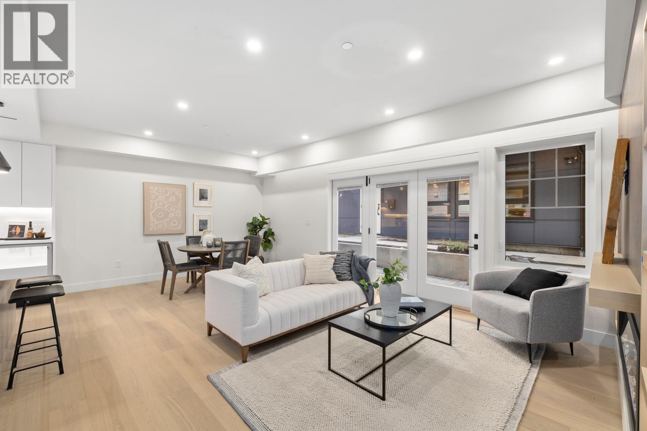 2452 W 49th Avenue, Vancouver, British Columbia  V6M 2V3 - Photo 4 - R3056079