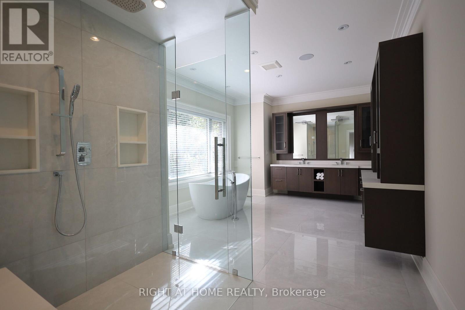 2 Finchley Road, Toronto, Ontario  M9A 2X3 - Photo 15 - W12479773