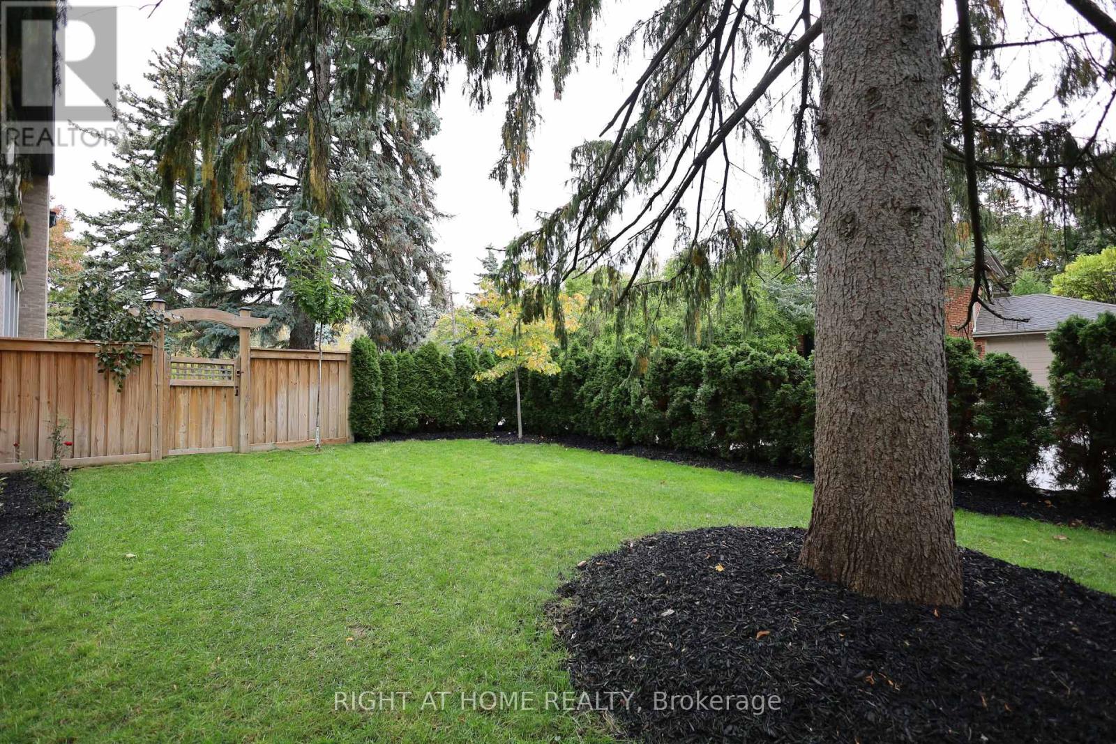 2 Finchley Road, Toronto, Ontario  M9A 2X3 - Photo 23 - W12479773