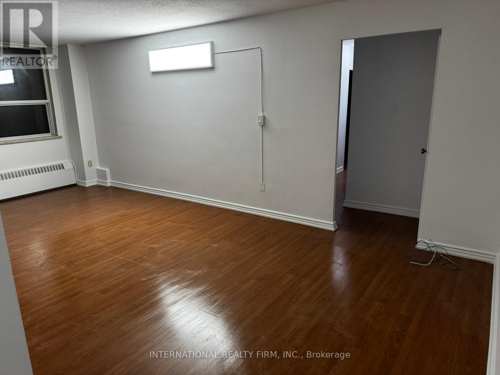 606 - 1455 Lawrence Avenue W, Toronto, Ontario  M6L 1B1 - Photo 5 - W12479777