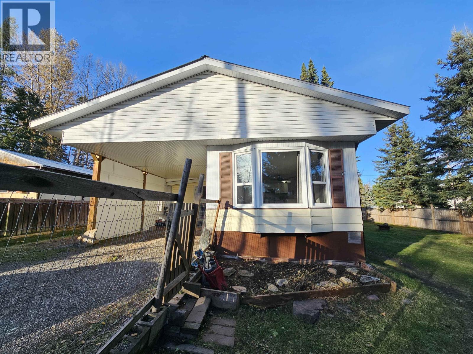 4004 JADE DRIVE, Prince George, British Columbia