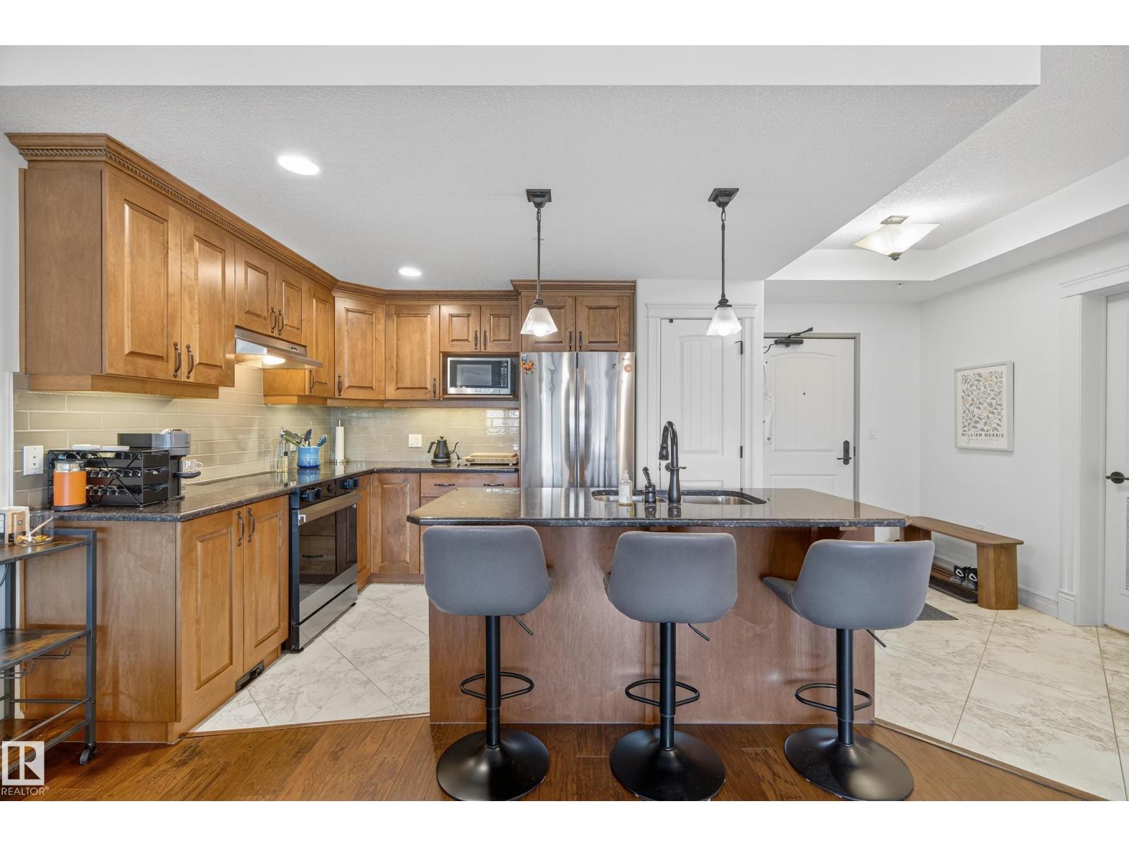#603 10142 111 ST NW, Edmonton, Alberta