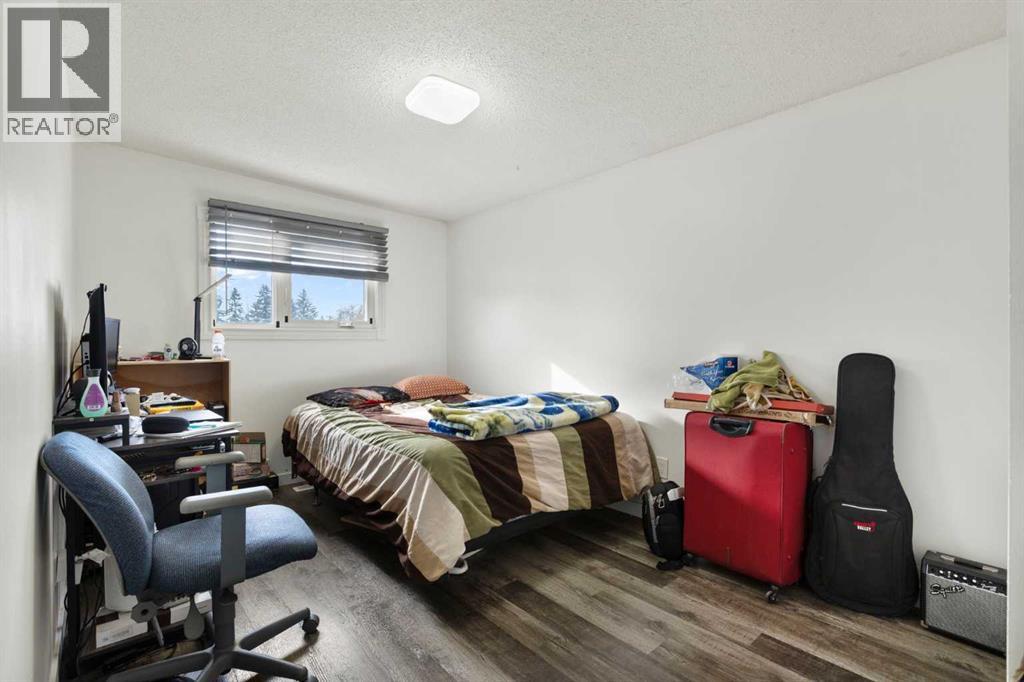5414 Pensacola Crescent Se, Calgary, Alberta  T2A 2G6 - Photo 5 - A2266408