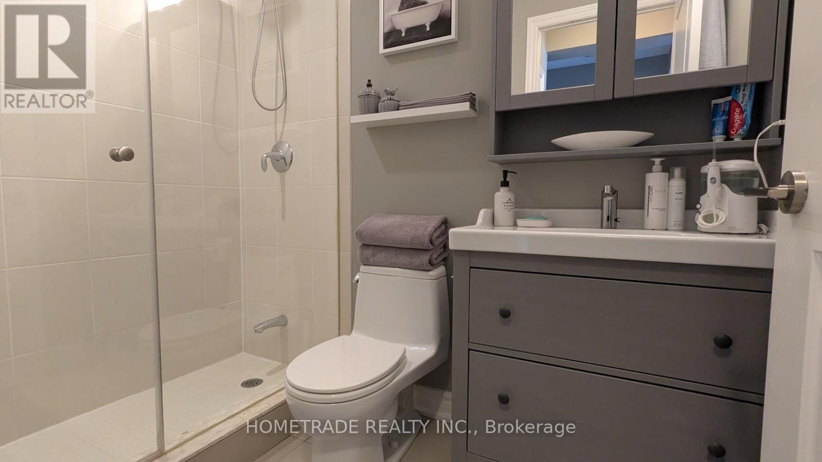 201b - 9090 Yonge Street, Richmond Hill, Ontario  L4C 0Z1 - Photo 14 - N12479780