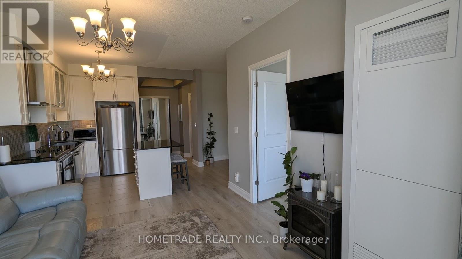 201b - 9090 Yonge Street, Richmond Hill, Ontario  L4C 0Z1 - Photo 9 - N12479780