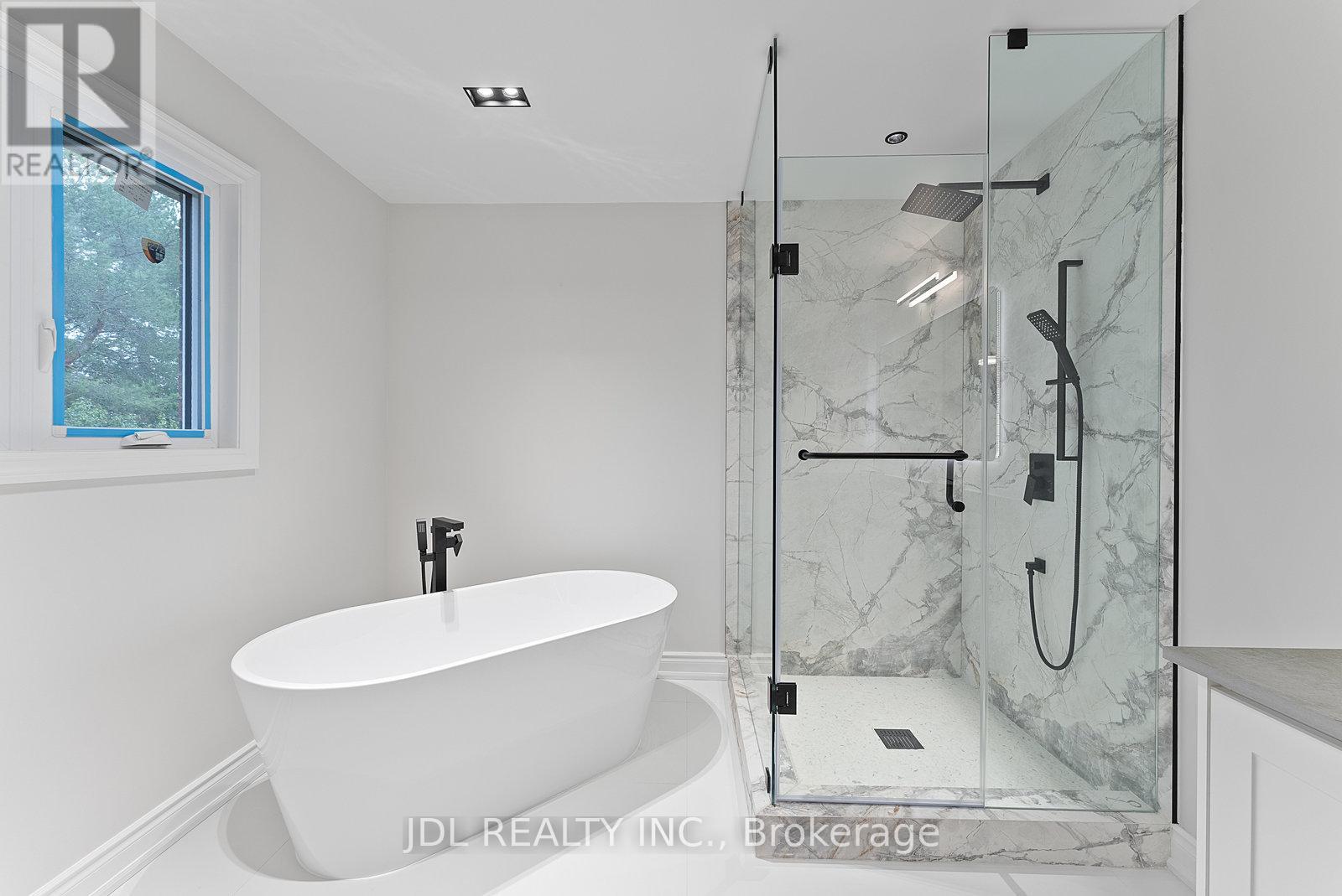 69 Aristotle Drive, Richmond Hill, Ontario  L4S 1J7 - Photo 26 - N12479784