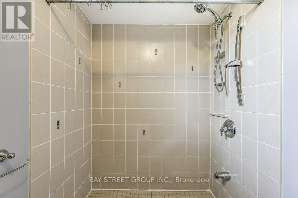 1 Price Street, Richmond Hill, Ontario  L4S 1E1 - Photo 26 - N12479785