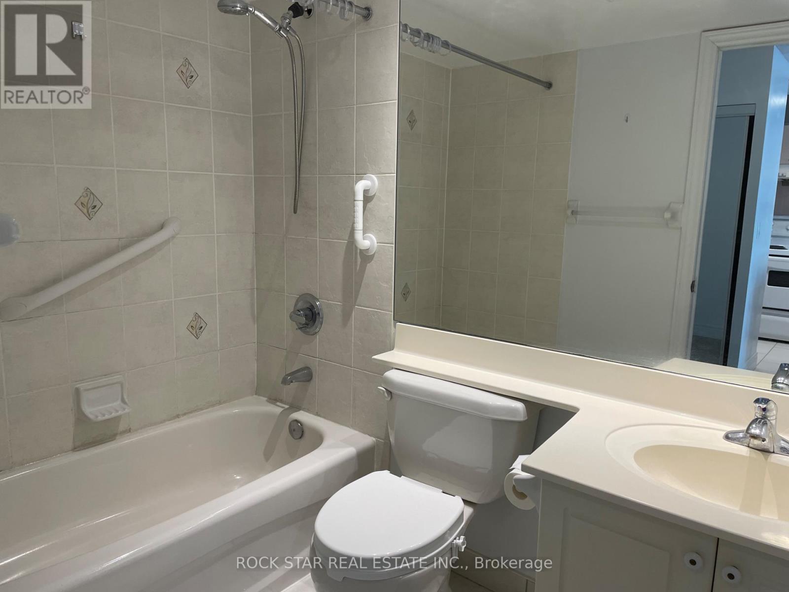 515 - 48 Suncrest Boulevard, Markham, Ontario  L3T 7Y6 - Photo 10 - N12479789