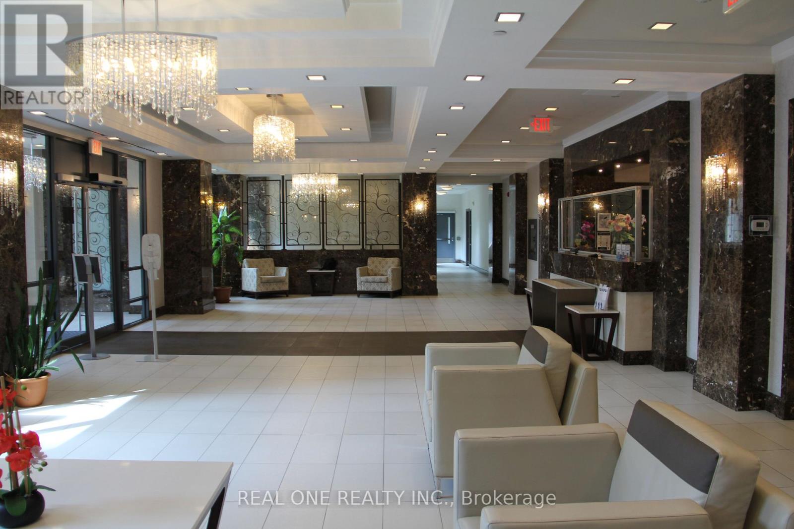 510 - 376 Highway 7 East, Richmond Hill, Ontario  L4B 0C7 - Photo 2 - N12479791