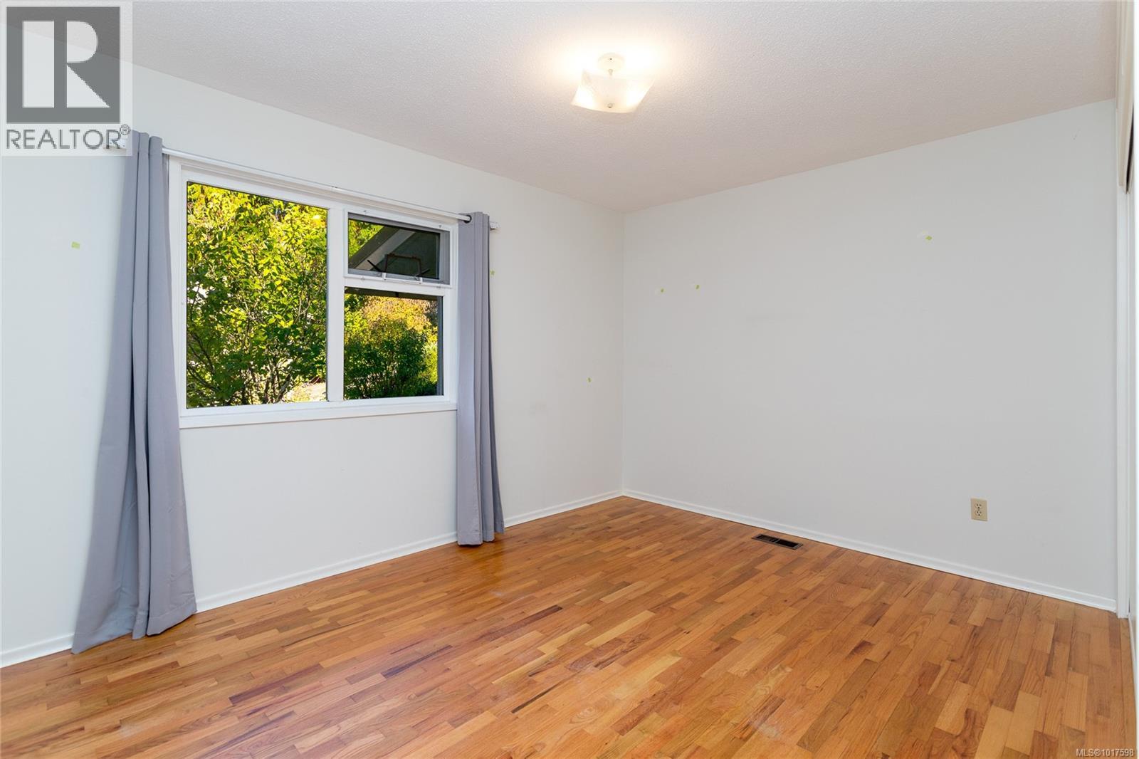 7086 Maber Rd, Central Saanich, British Columbia  V8M 1S9 - Photo 16 - 1017598