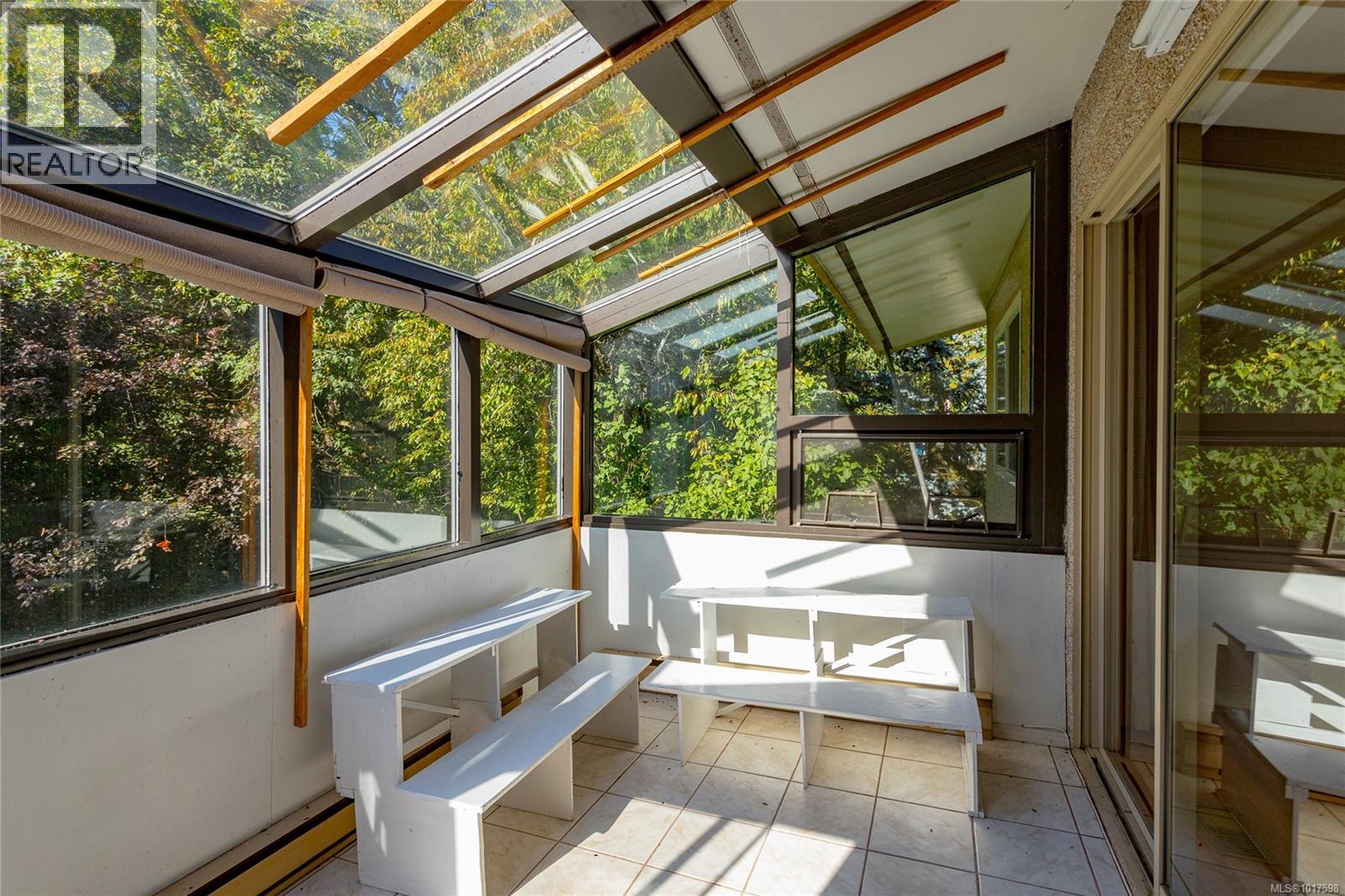 7086 Maber Rd, Central Saanich, British Columbia  V8M 1S9 - Photo 20 - 1017598