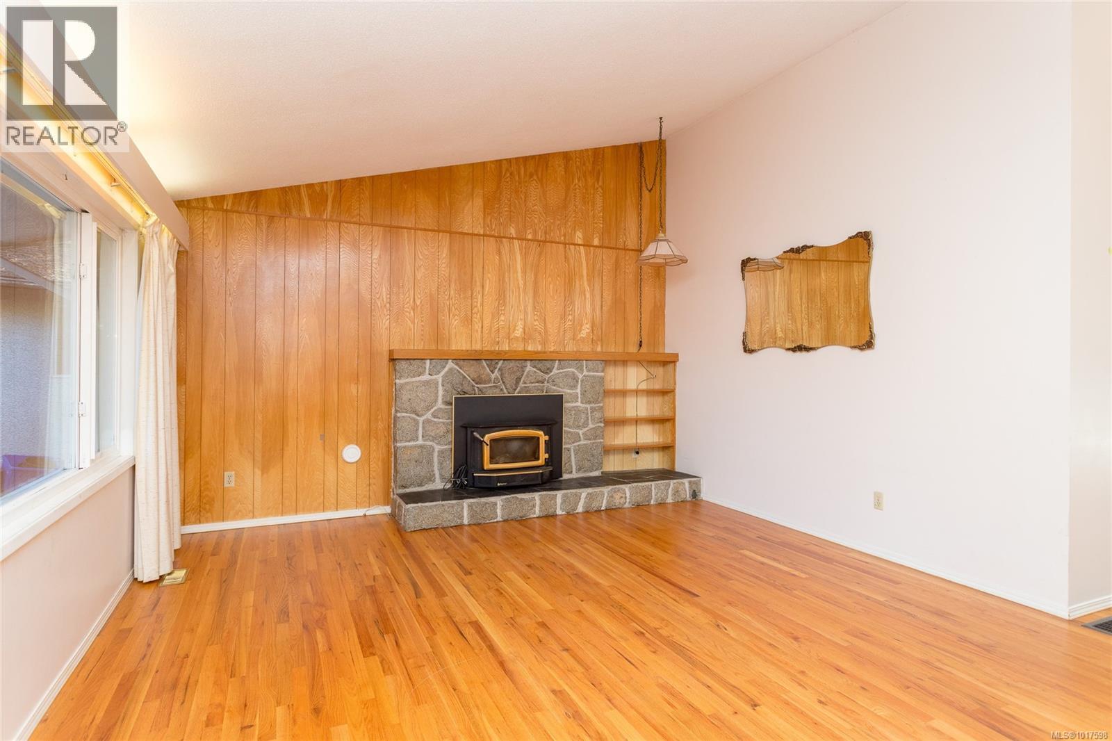 7086 Maber Rd, Central Saanich, British Columbia  V8M 1S9 - Photo 7 - 1017598