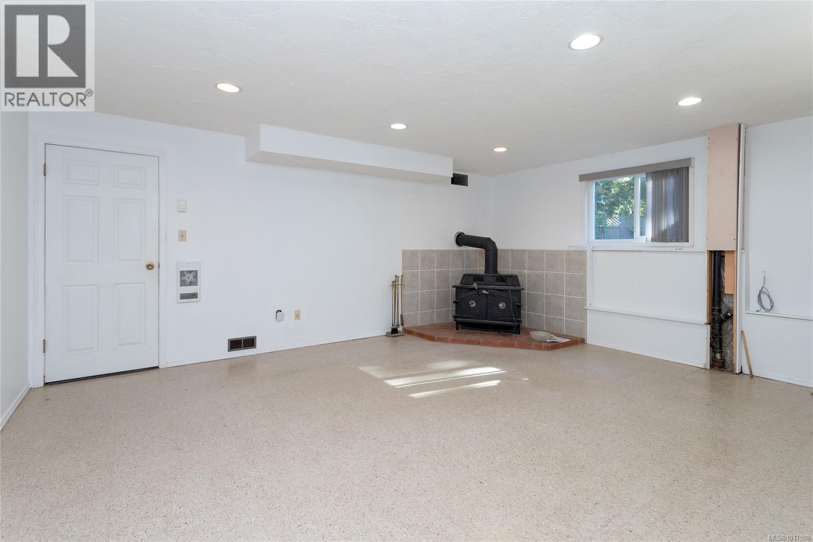 7086 Maber Rd, Central Saanich, British Columbia  V8M 1S9 - Photo 21 - 1017598