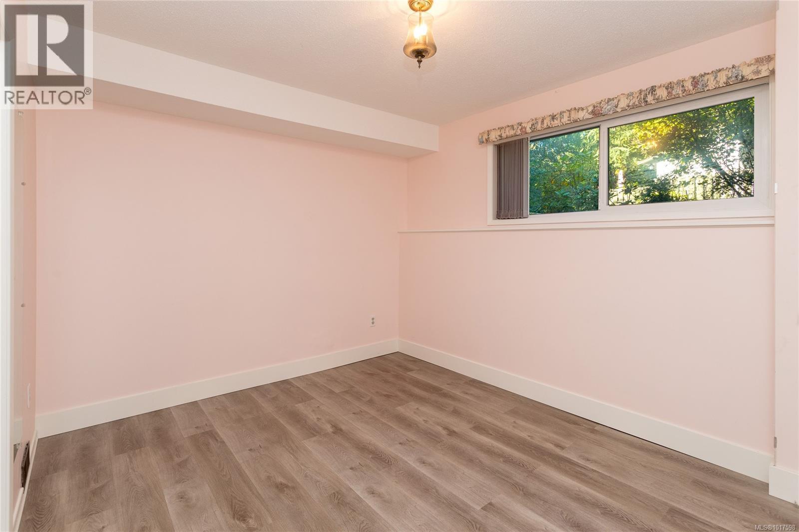 7086 Maber Rd, Central Saanich, British Columbia  V8M 1S9 - Photo 19 - 1017598